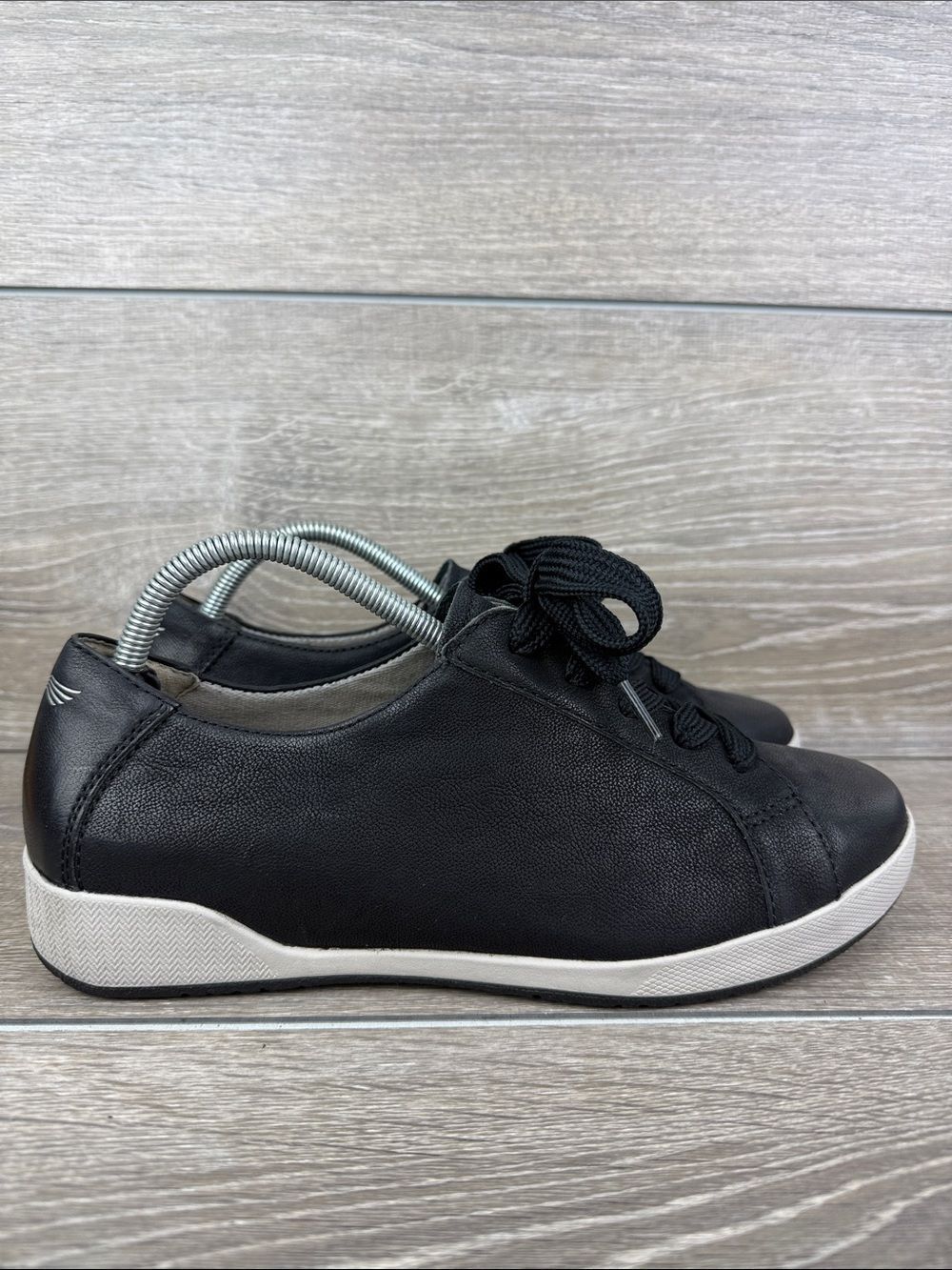 Dansko Orli Textured Nubuck Black Leather Women’s Sz 10.5-11/EU 41 Low Sneakers